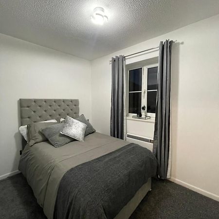 Cardiff Bay Apartment With Parking Eksteriør billede
