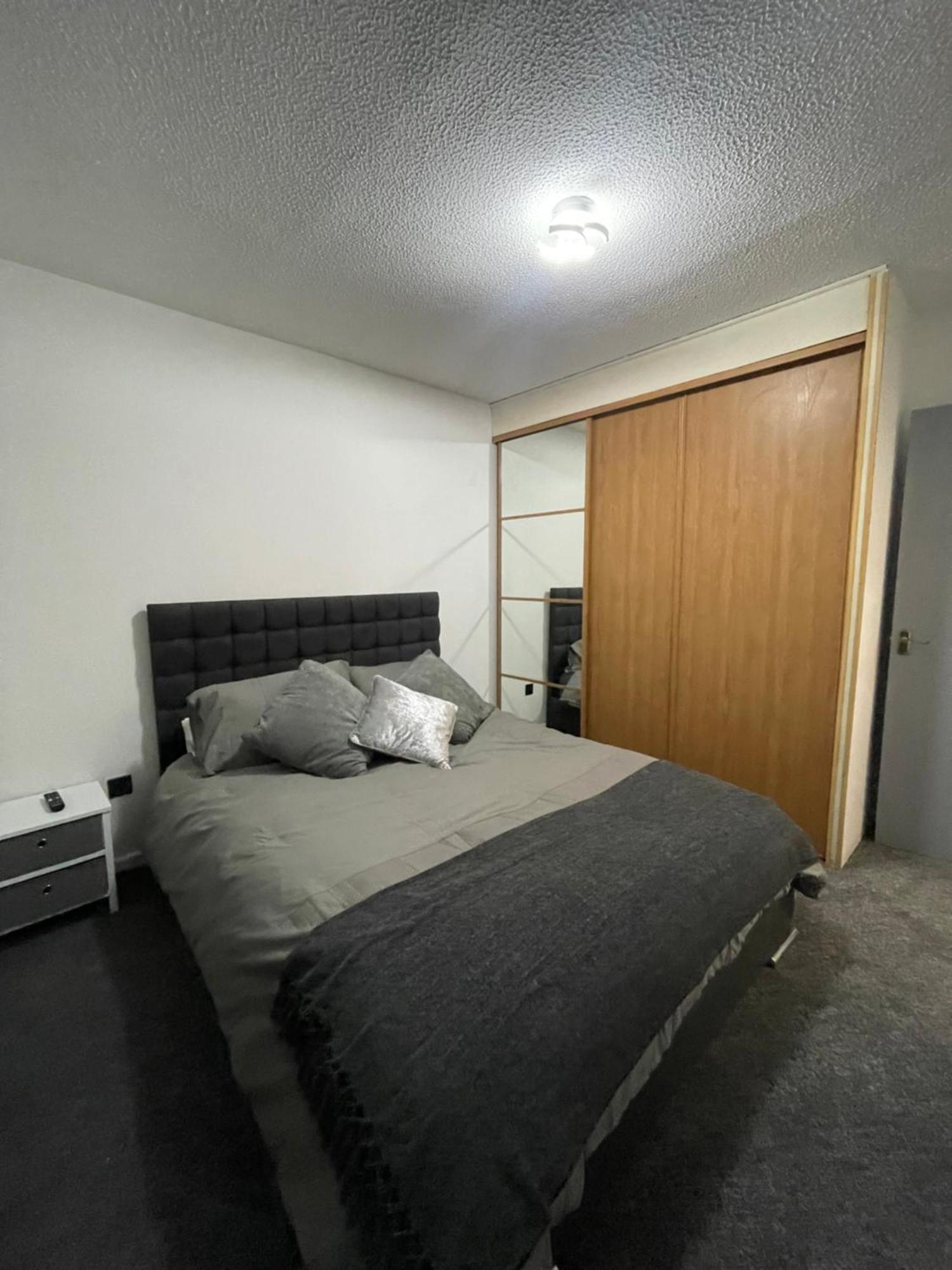 Cardiff Bay Apartment With Parking Eksteriør billede